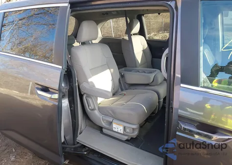 2015 Honda Odyssey Ex z USA, uszkodzony, nr VIN 5FNRL5H44FB068881